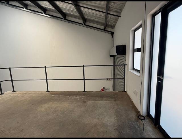 147M² WAREHOUSE FOR SALE IN BARBEQUE DOWNS